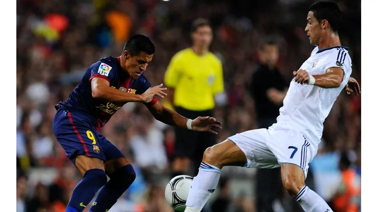Alexis Sánchez y Cristiano Ronaldo chocaron el derbi de España