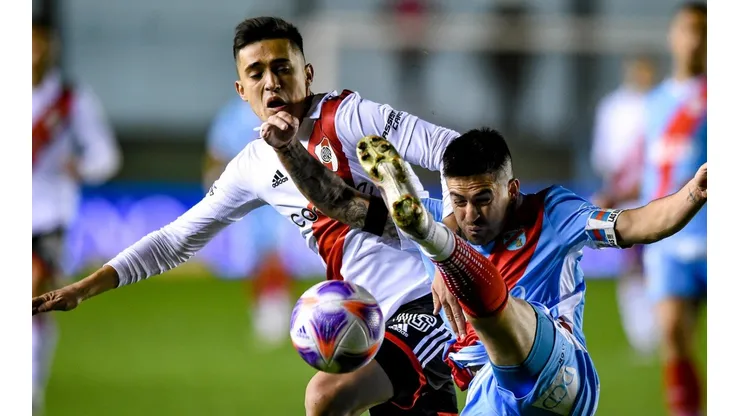 Pablo Solari está siendo halagado a todo dar con la prensa argentina.
