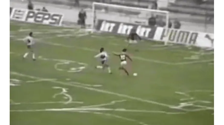 Bichi Borghi anotó el primer gol en San Carlos de Apoquindo, cuando con River Plate le amargó la inauguración de su nuevo recinto a la UC.
