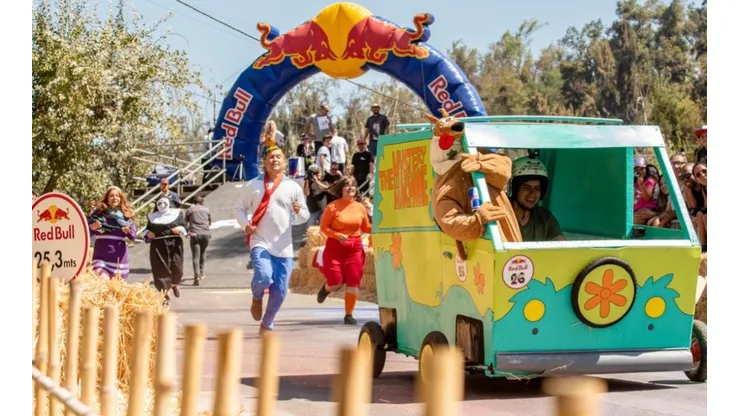 Los homenajes a la cultura pop nuevamente dicen presente en la edición 2022 de Red Bull Soapbox Race.