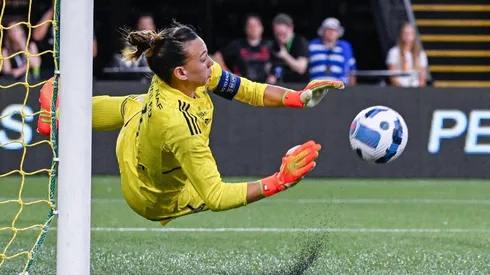 Tiane Endler será titular frente a Monterrey.