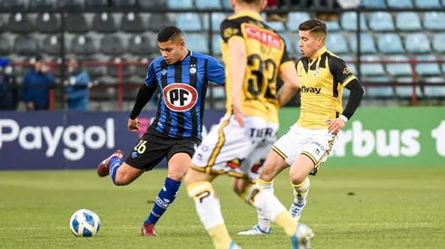 El duelo entre Huachipato y Coquimbo por octavos de final de Copa Chile dejó un jugador Pirata con problemas.