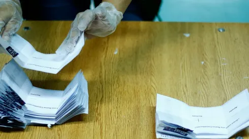 ¿De cuánto es la multa por no ser vocal de mesa y qué pasa si no me presento ese día?