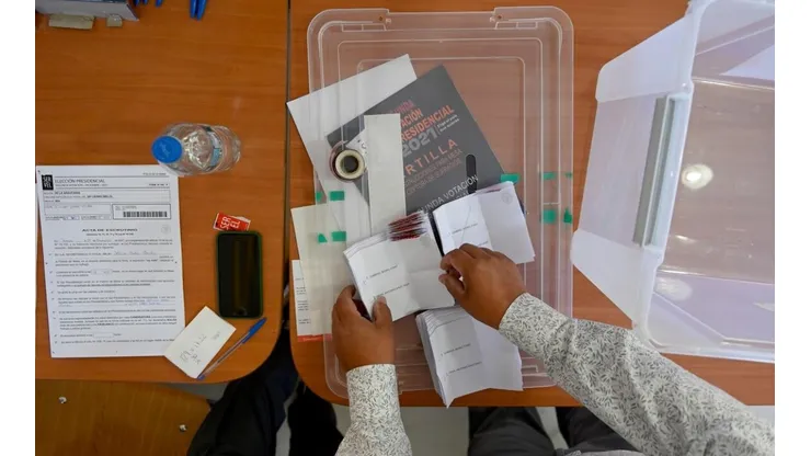 ¿Cuándo sale la nómina definitiva de los vocales de mesa para el Plebiscito de Salida?