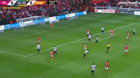 Así fue la llamativa asistencia de Meneses con Toluca.