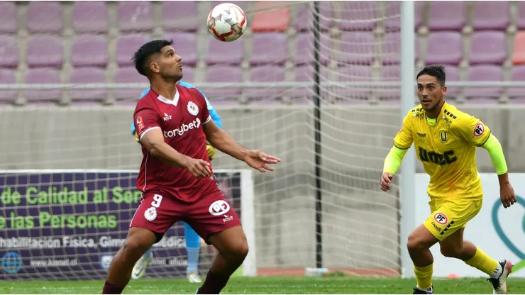 Deportes La Serena se mantiene como líder en Primera B tras 22 fechas.