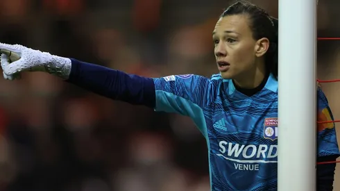 Tiane sigue rompiéndola y entra al equipo del año según la UEFA