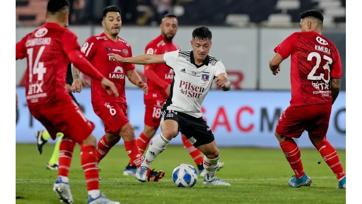 Colo Colo va con cambios ante Ñublense