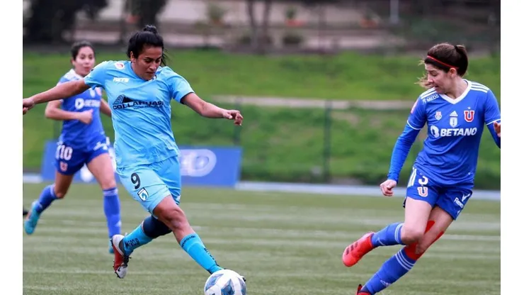 Paula Espinoza y Carla Guerrero durante el último encuentro.