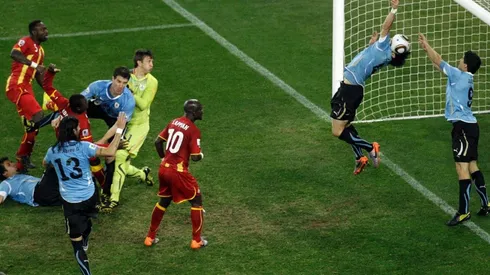 La mano de Suárez que salvó a Uruguay en Sudáfrica 2010