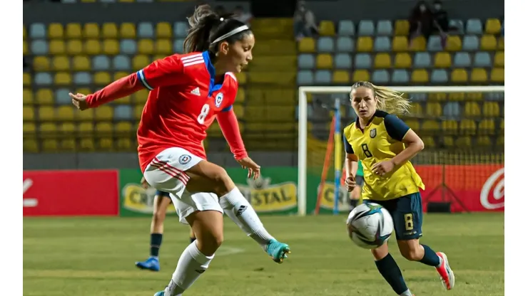 Karen Araya espera una unidad en el elenco nacional para llegar al Mundial