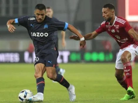 Alexis mete francés para celebrar su estreno en el Marsella