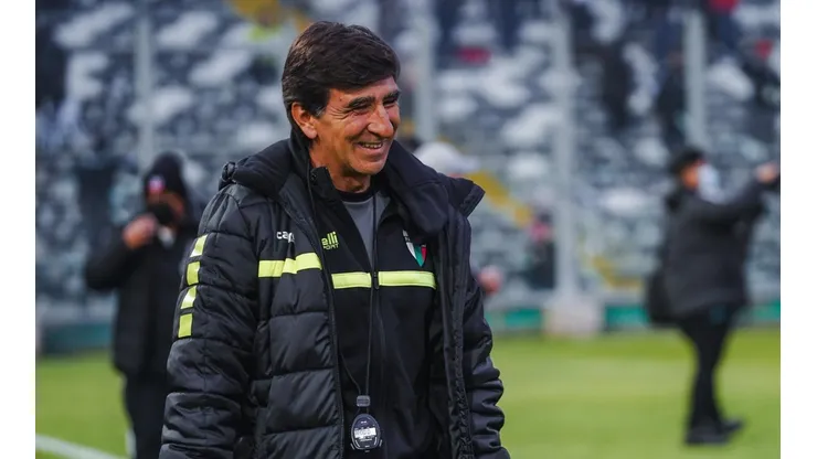 En Bolivia esperan que Gustavo Costas sea "prestado" por Palestino