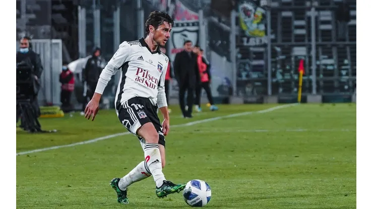 Rojas de interesó mucho por la historia y la labor del Club Social de Colo Colo