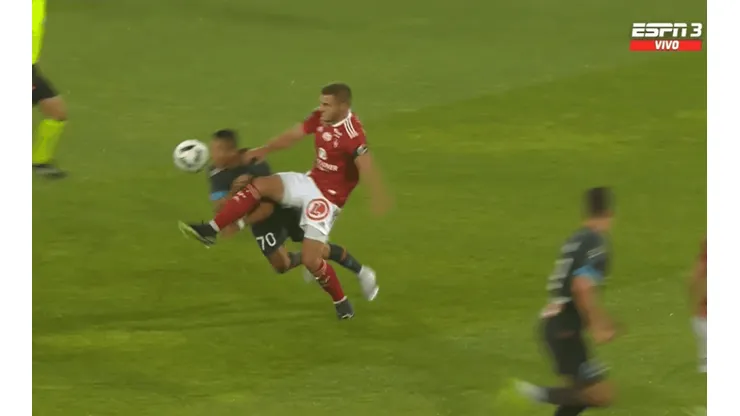 Alexis Sánchez ya siente la dureza de la Ligue 1.