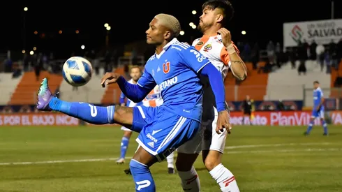 La U y Cobresal juegan el jueves en El Salvador