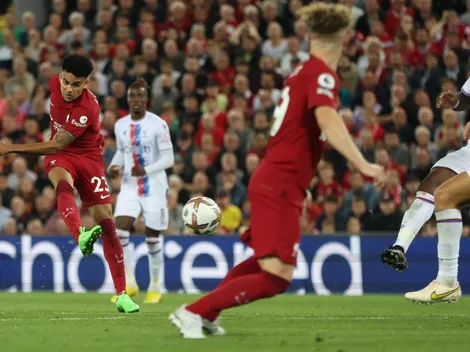 Con uno menos: Liverpool reacciona para rescatar un empate