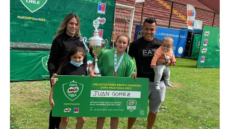 Hija de Carlos Muñoz se estrena en Colo Colo Fem con 2 goles