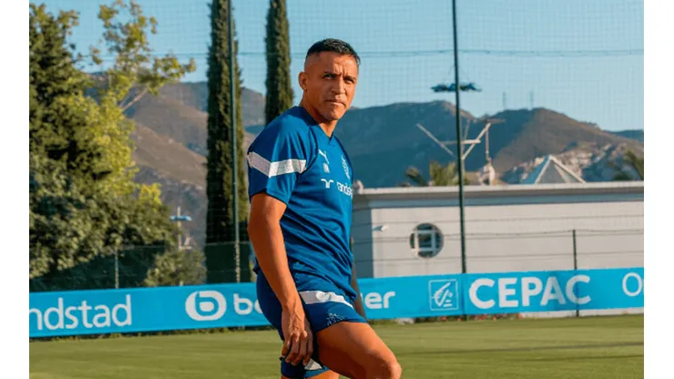 Alexis Sánchez en una práctica del Olympique de Marsella.