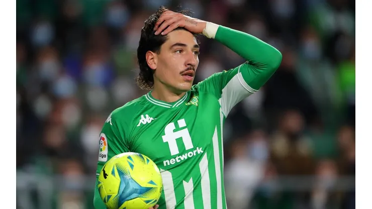 Héctor Bellerín quiere salir pronto de Arsenal.