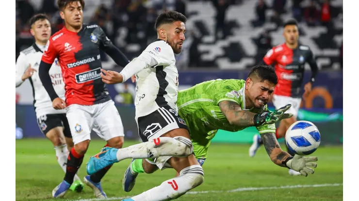 Juan Martín Lucero brilla como uno de los grandes goleadores del mundo.