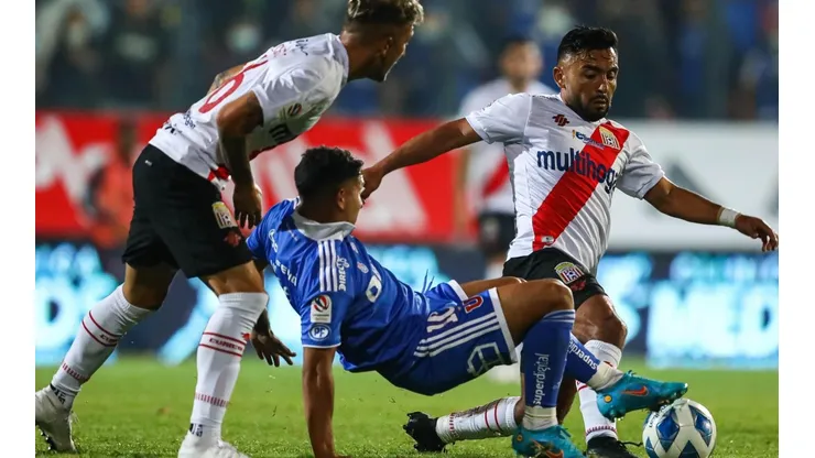 Curicó enfrenta a la U este sábado en La Granja