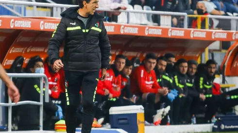 Gustavo Costas desafía a Colo Colo previo al choque del domingo