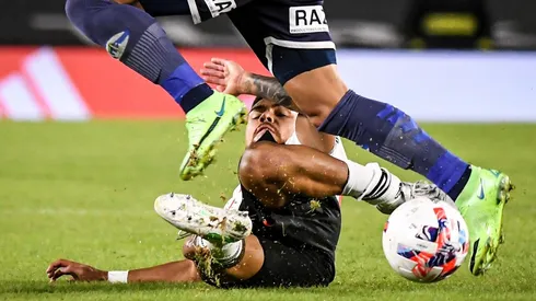 Paulo Díaz volvió a la titularidad tras la lesión que lo mantuvo fuera tres jornadas