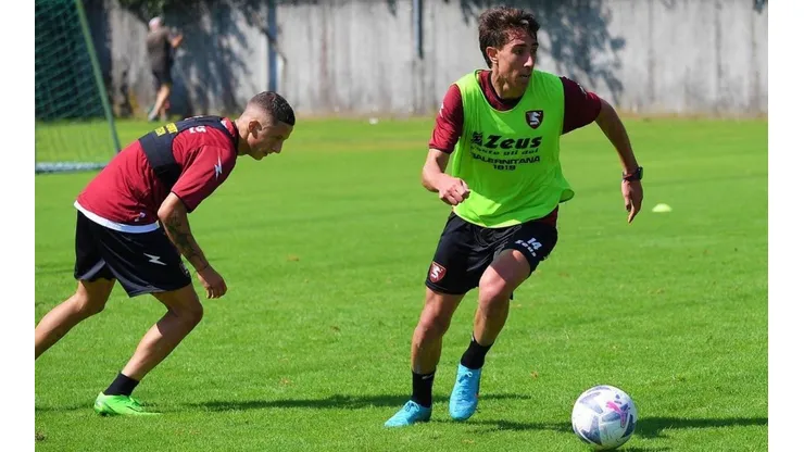 Diego Valencia es derecho pero Salernitana lo quiere por la banda izquierda ante la Roma de Mourinho