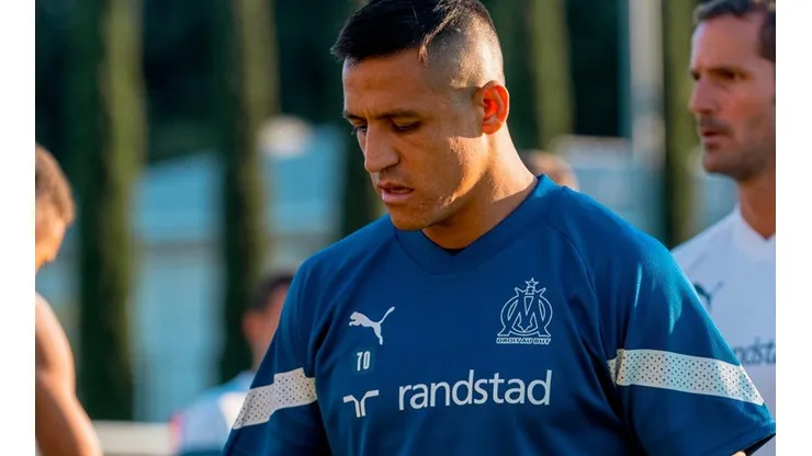 A Alexis Sánchez le sacaron el jugo en su primera práctica con el Marsella