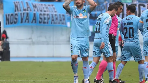 La reacción de Matías Donoso tras la tarjeta roja directa que recibió en el empate de O'Higgins y Curicó Unido.