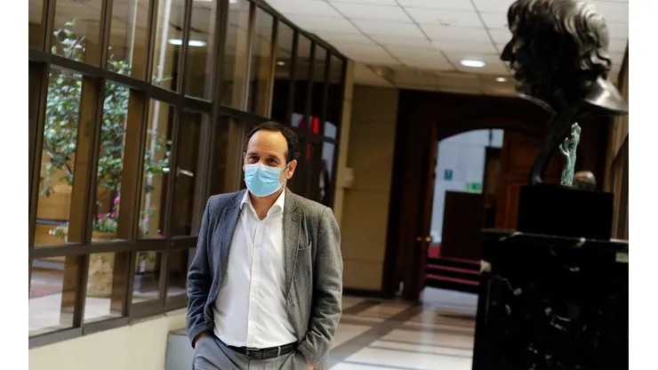 El senador del PC, Daniel Núñez.