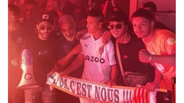 Alexis Sánchez sintió la pasión de los hinchas del Marsella