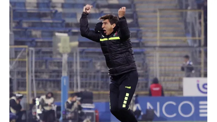 Gustavo Costas tiene a Palestino encaramado en la parte alta de la tabla