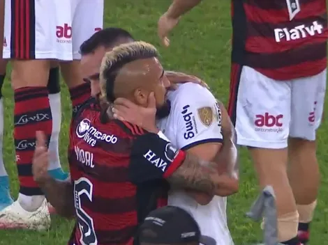 Emotivo abrazo de Vidal con el artífice de su amor por el Fla