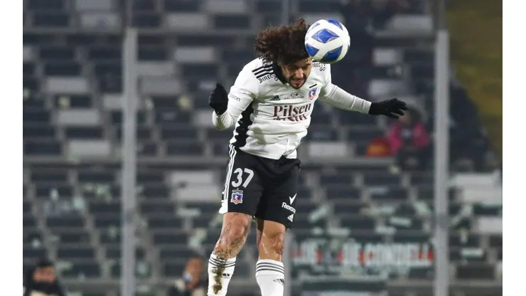 Colo Colo hace los esfuerzos para levantar la barrera de los aforos.