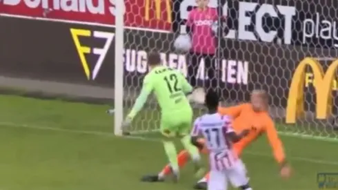 El arquero Mads Hedenstad dejó un tremendo registro en el fútbol noruego.