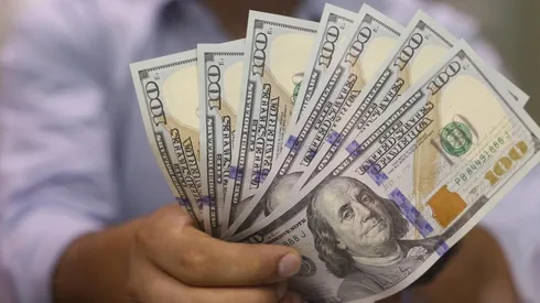 ¿A cuánto está el valor del dólar y el cambio a peso chileno hoy?