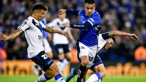 Vélez ganó 3 a 2 en la ida