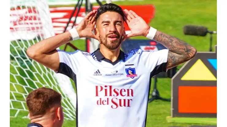 La llegada de Juan Martín Lucero finalmente permite que los colocolinos le den vuelta la página al retiro del ídolo Esteban Paredes