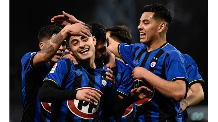 Javier Altamirano marcó un golazo ante Unión Española, pero Huachipato cayó por 2-5.