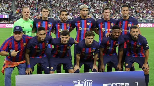 Barcelona cierra el periodo de pretemporada en Camp Nou.