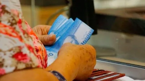 Este 5 de agosto comenzaron los pagos del Bono Invierno Chile Apoya.