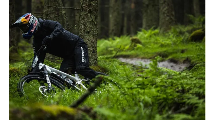 Pedro Burns va por la gloria en el Enduro en la segunda parte de la temporada 2022.