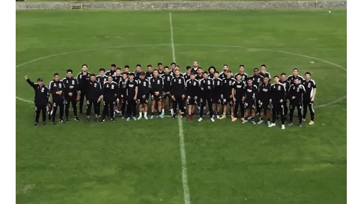 "Juntos somos más fuertes", dice el plantel de Colo Colo