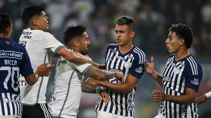 Junior quiere armar un infierno para Colo Colo en Barranquilla.