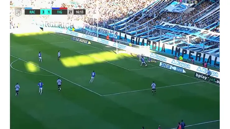 Gabriel Arias vio desde el banquillo el tremendo error.