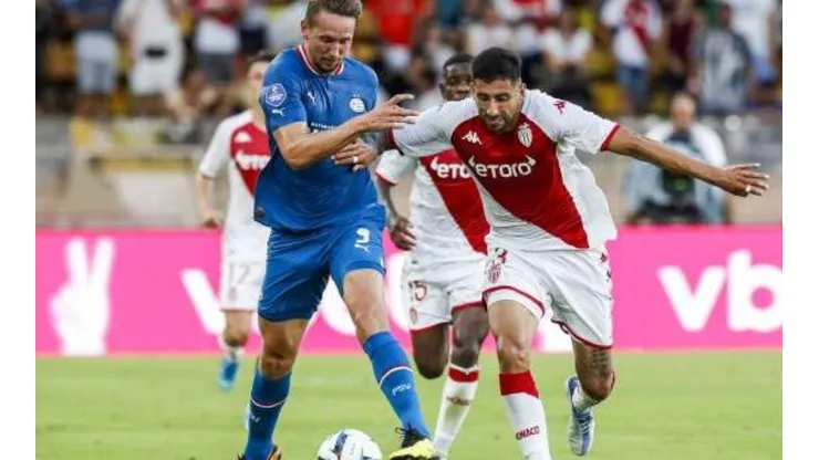 Guillermo Maripán jugó ante PSV en la igualdad 1-1