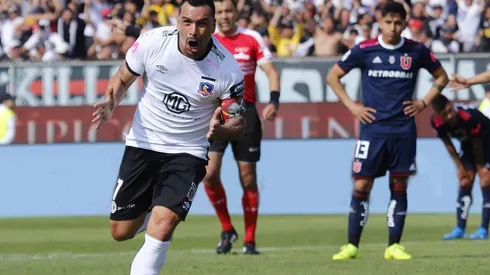 El saludo de cumpleaños de Colo Colo a Esteban Paredes, un día después del Superclásico.