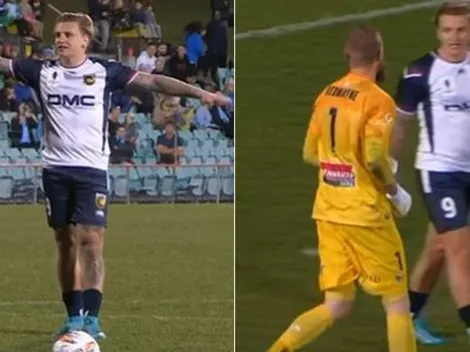 Delantero imita a Redmayne antes de lanzar el penal, pero...